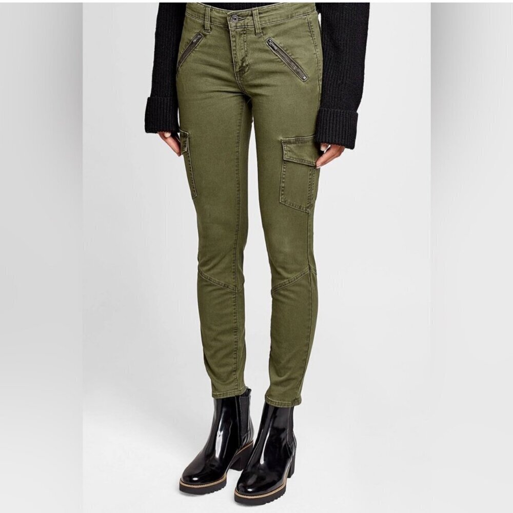 AG Jeans The Whitt Super Skinny Ankle Cargo Pants in Brushed Twill Olive Green